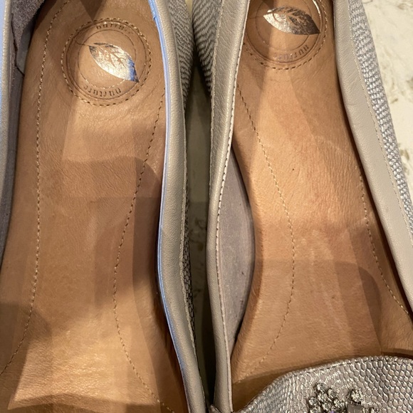 Nurture by Lamaze Silver metallic loafer Size 9.5 - Picture 6 of 8